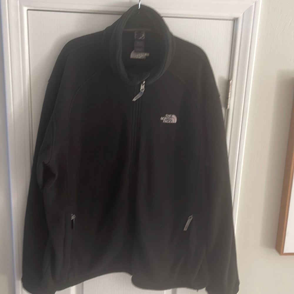 The North Face Mens size XXL light weight fleece jacket
